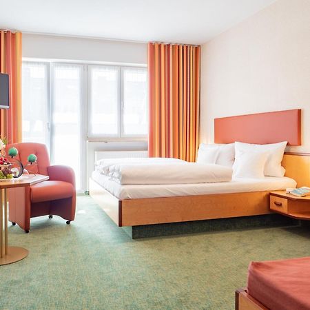 Hotel Zur Krone Beilngries Bagian luar foto