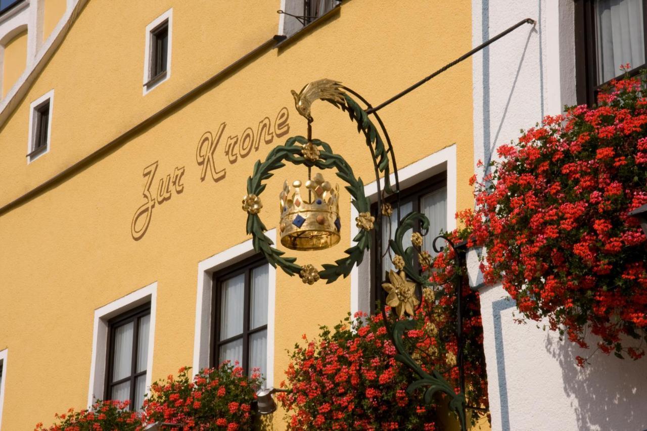 Hotel Zur Krone Beilngries Bagian luar foto